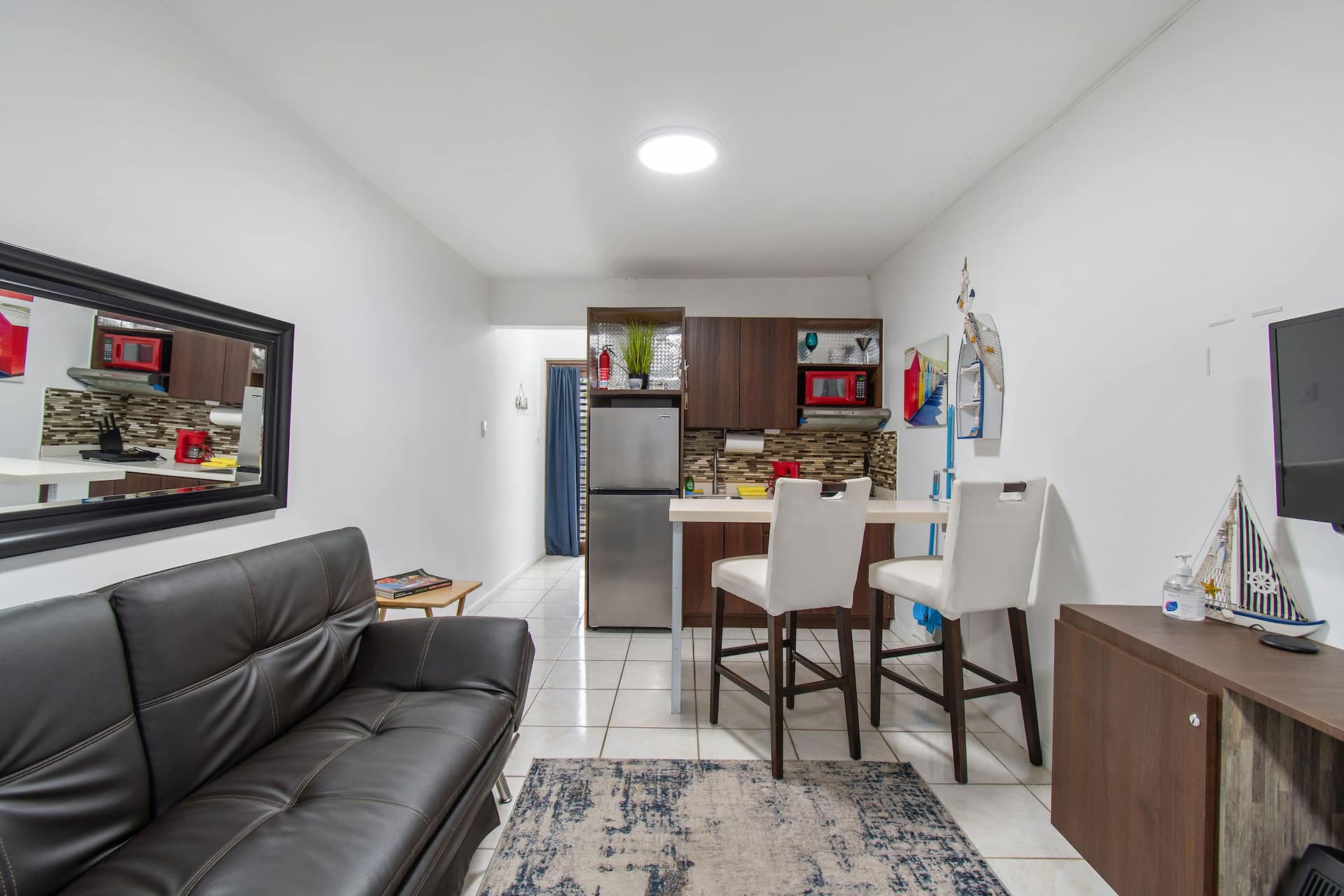 Marlin living area from the entrance, with the kitchenette and breakfast bar